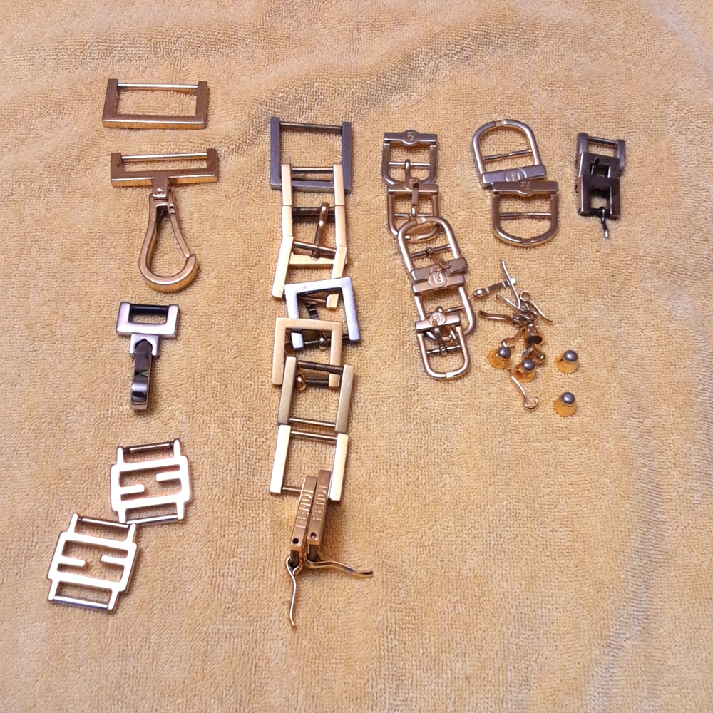 Fendi  hardwer swivel hooks and buckels in very replacement set of 31 Deal ‼️‼️‼